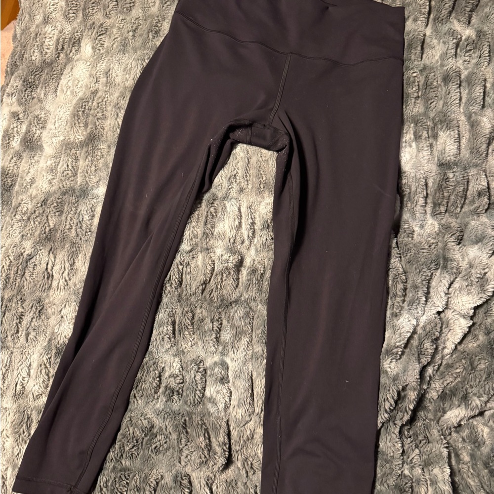Lululemon Wonder Train size 12